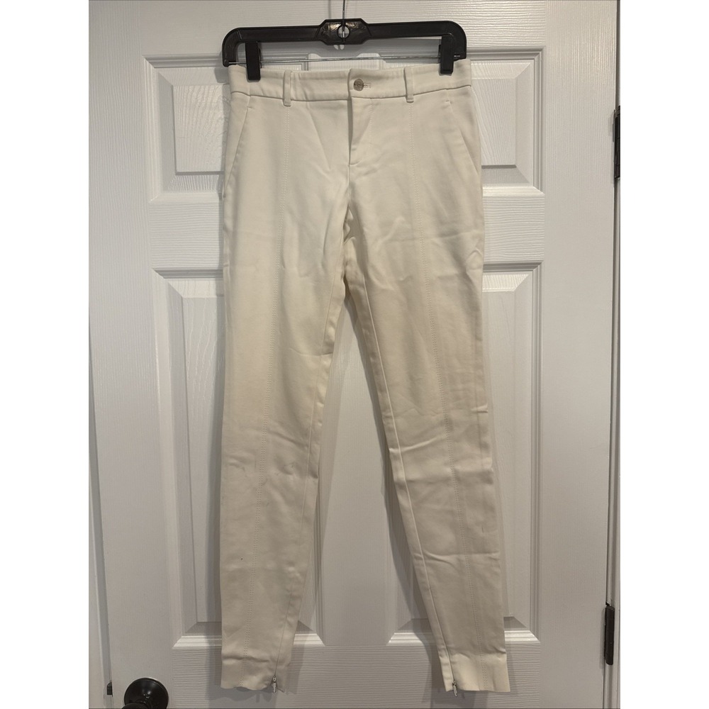 Gucci Women's White Straight Leg Trousers Size 36 with Zippers and Pockets